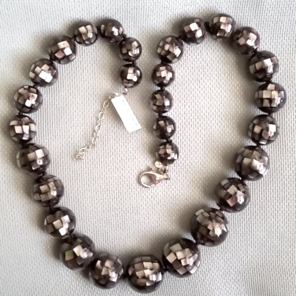 DALLAS PRINCE BLACK MOTHER OF PEARL TILE NECKLACE